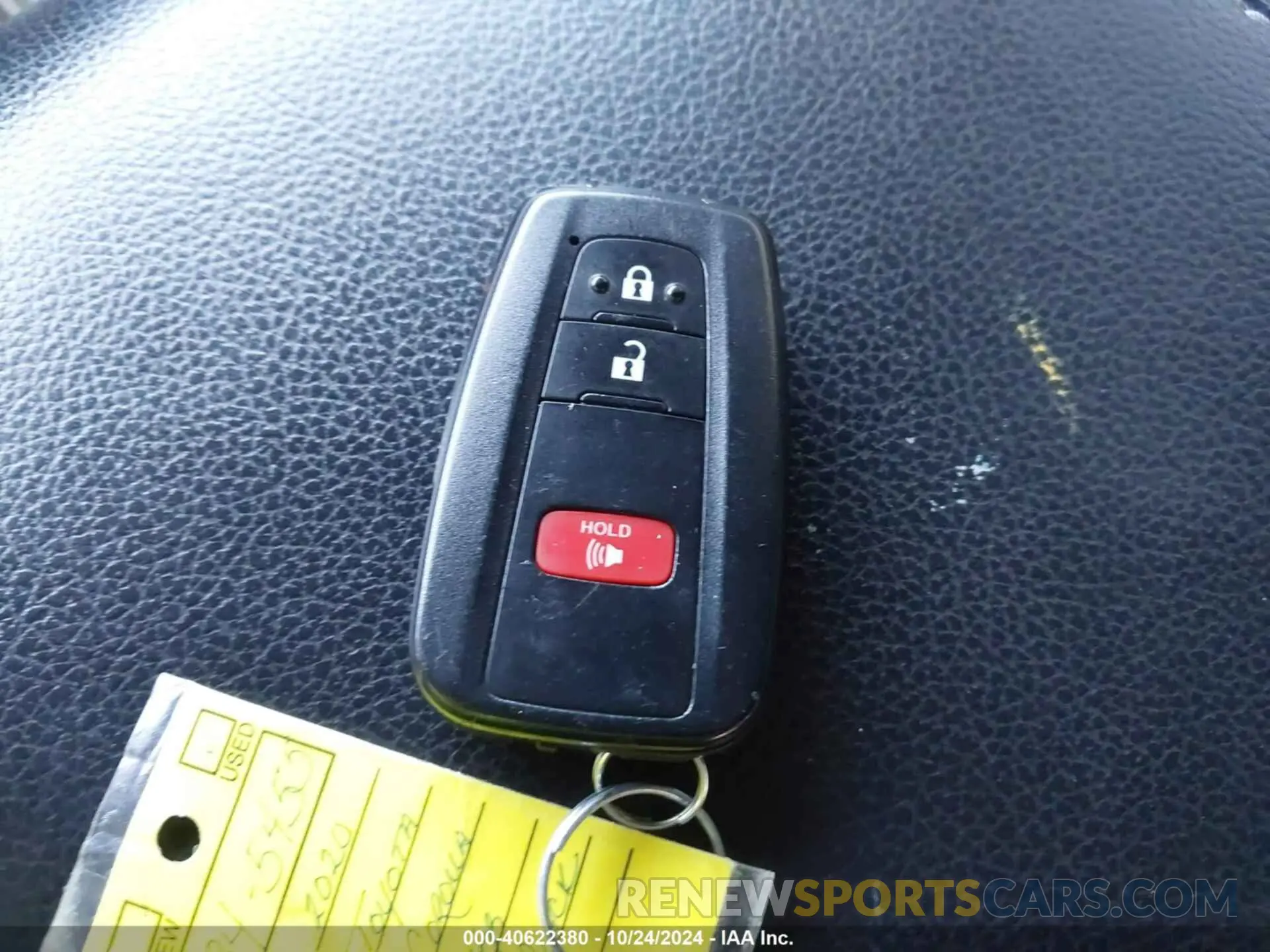 11 Photograph of a damaged car JTND4RBE1L3091121 TOYOTA COROLLA 2020