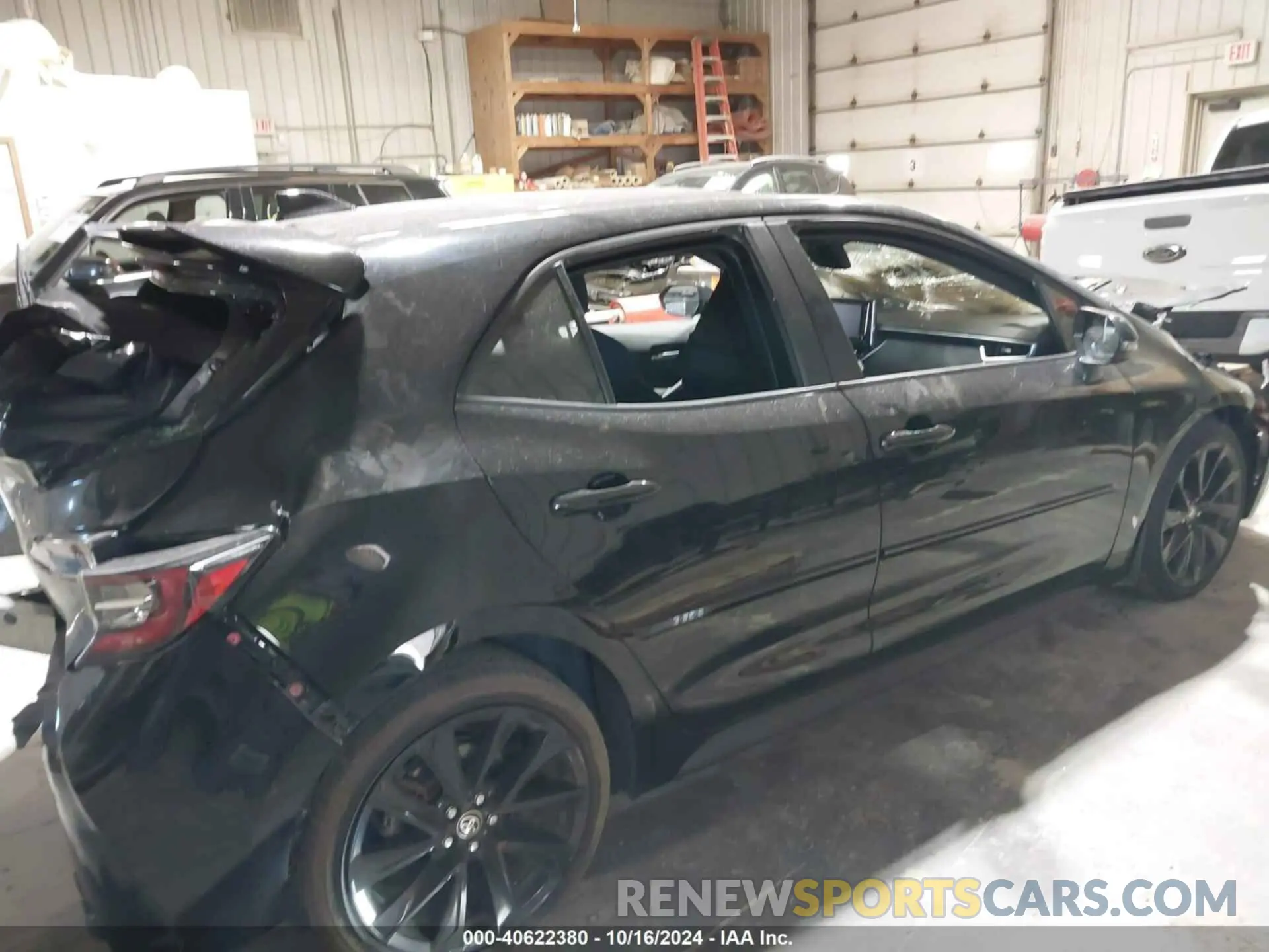 14 Photograph of a damaged car JTND4RBE1L3091121 TOYOTA COROLLA 2020