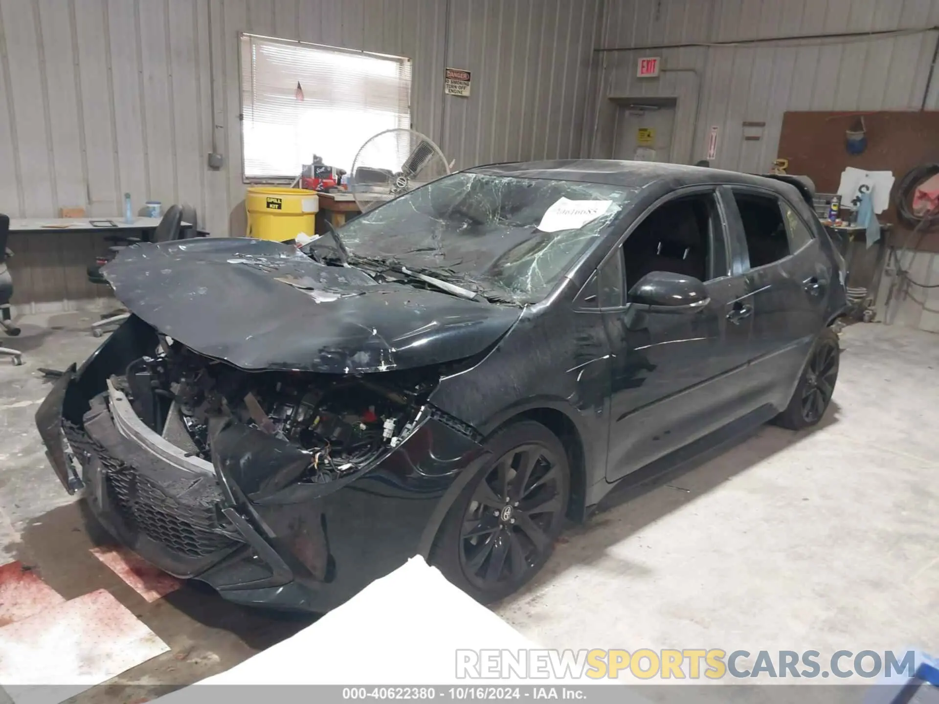 2 Photograph of a damaged car JTND4RBE1L3091121 TOYOTA COROLLA 2020
