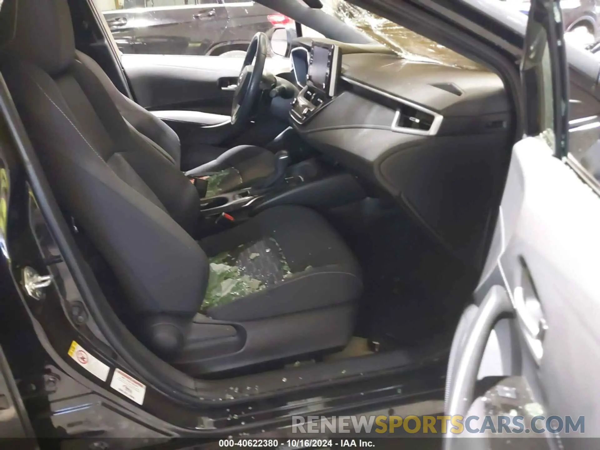 5 Photograph of a damaged car JTND4RBE1L3091121 TOYOTA COROLLA 2020