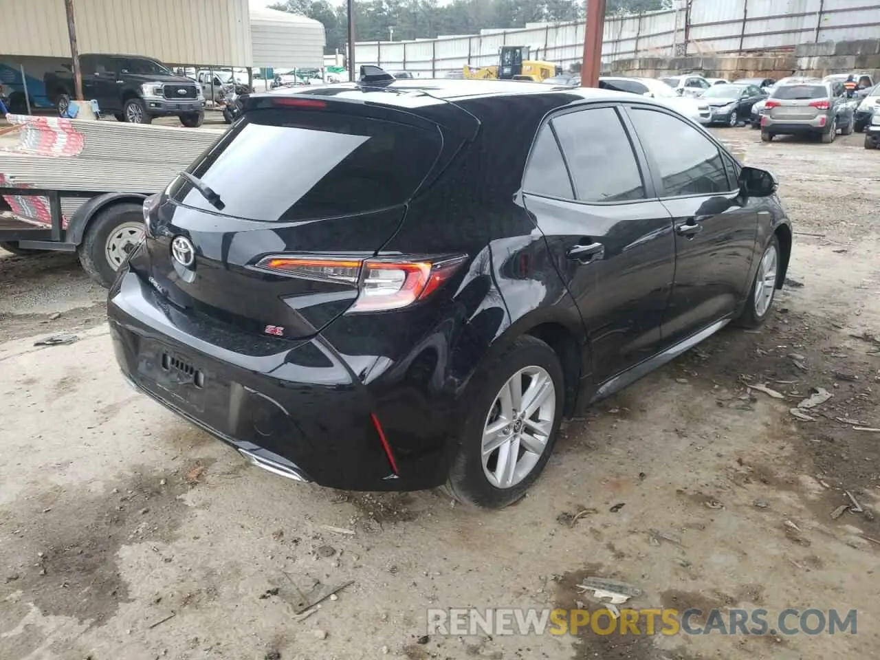 4 Photograph of a damaged car JTND4RBE2L3080046 TOYOTA COROLLA 2020