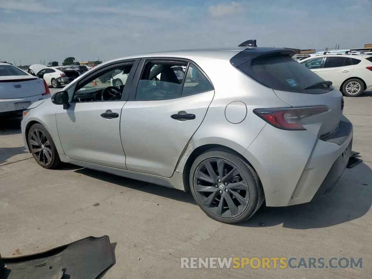 2 Фотография поврежденного автомобиля JTND4RBE4L3080565 TOYOTA COROLLA 2020