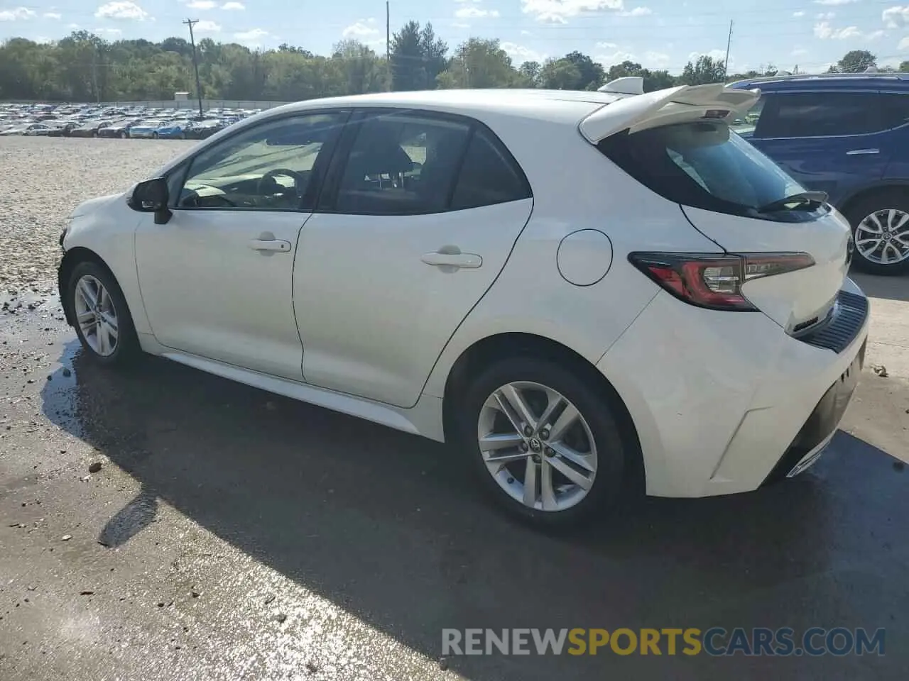 2 Photograph of a damaged car JTND4RBE5L3082924 TOYOTA COROLLA 2020