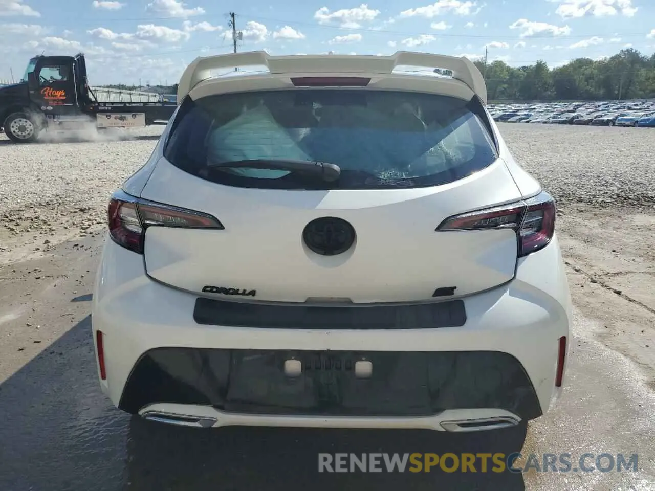 6 Photograph of a damaged car JTND4RBE5L3082924 TOYOTA COROLLA 2020