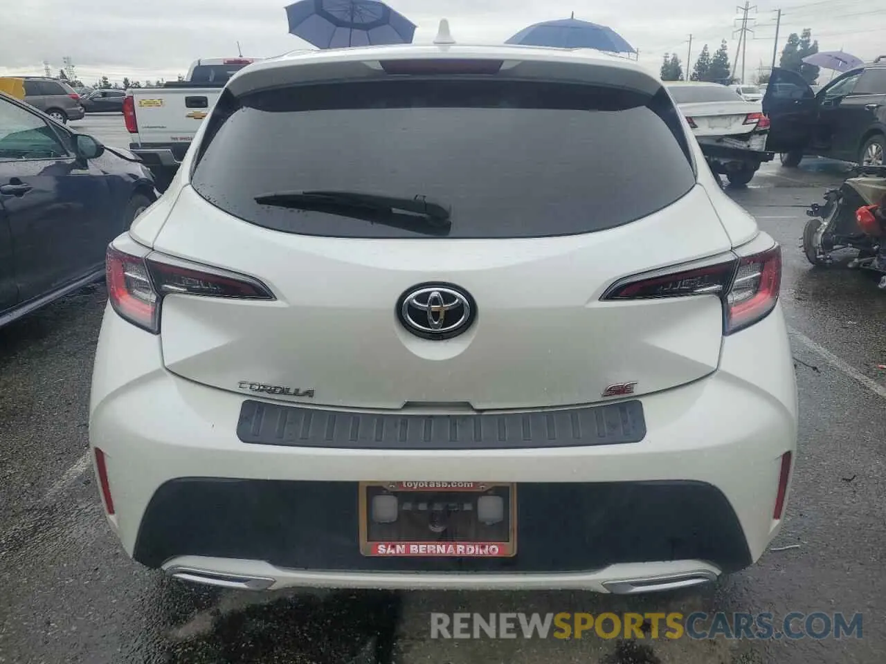 6 Photograph of a damaged car JTND4RBE5L3088884 TOYOTA COROLLA 2020