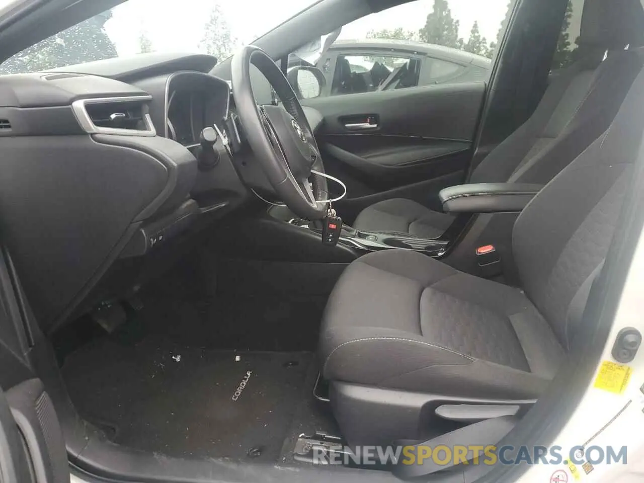 7 Photograph of a damaged car JTND4RBE5L3088884 TOYOTA COROLLA 2020