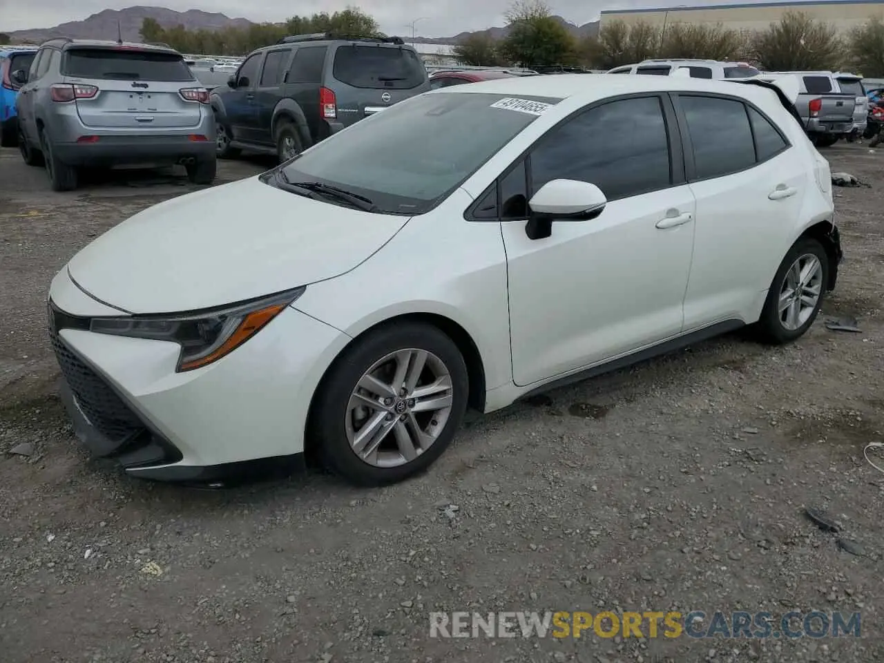 1 Photograph of a damaged car JTND4RBE6L3094242 TOYOTA COROLLA 2020