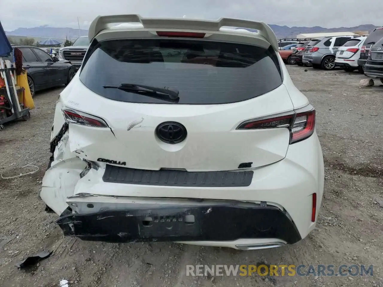 6 Photograph of a damaged car JTND4RBE6L3094242 TOYOTA COROLLA 2020