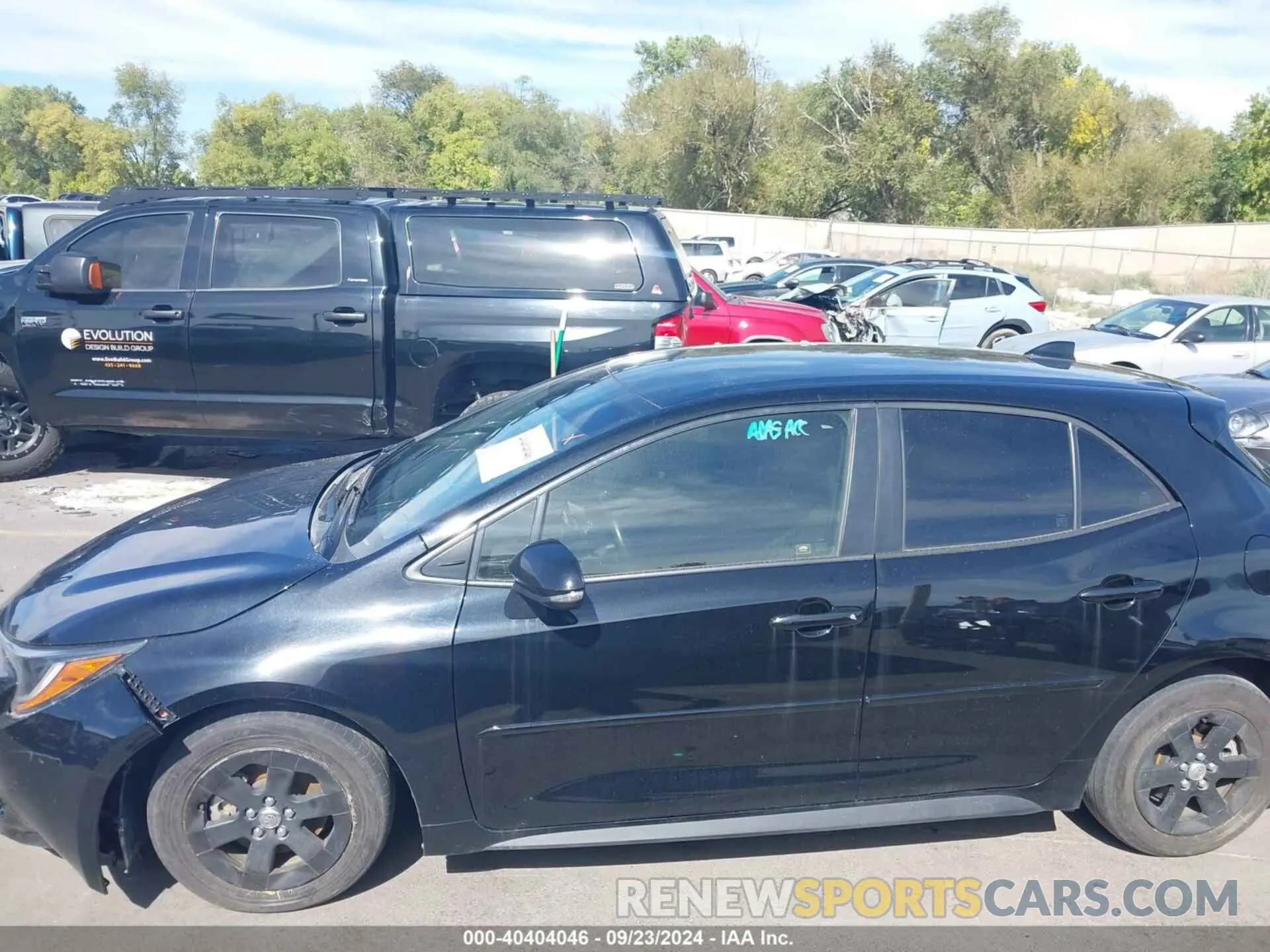 14 Photograph of a damaged car JTND4RBE7L3101926 TOYOTA COROLLA 2020