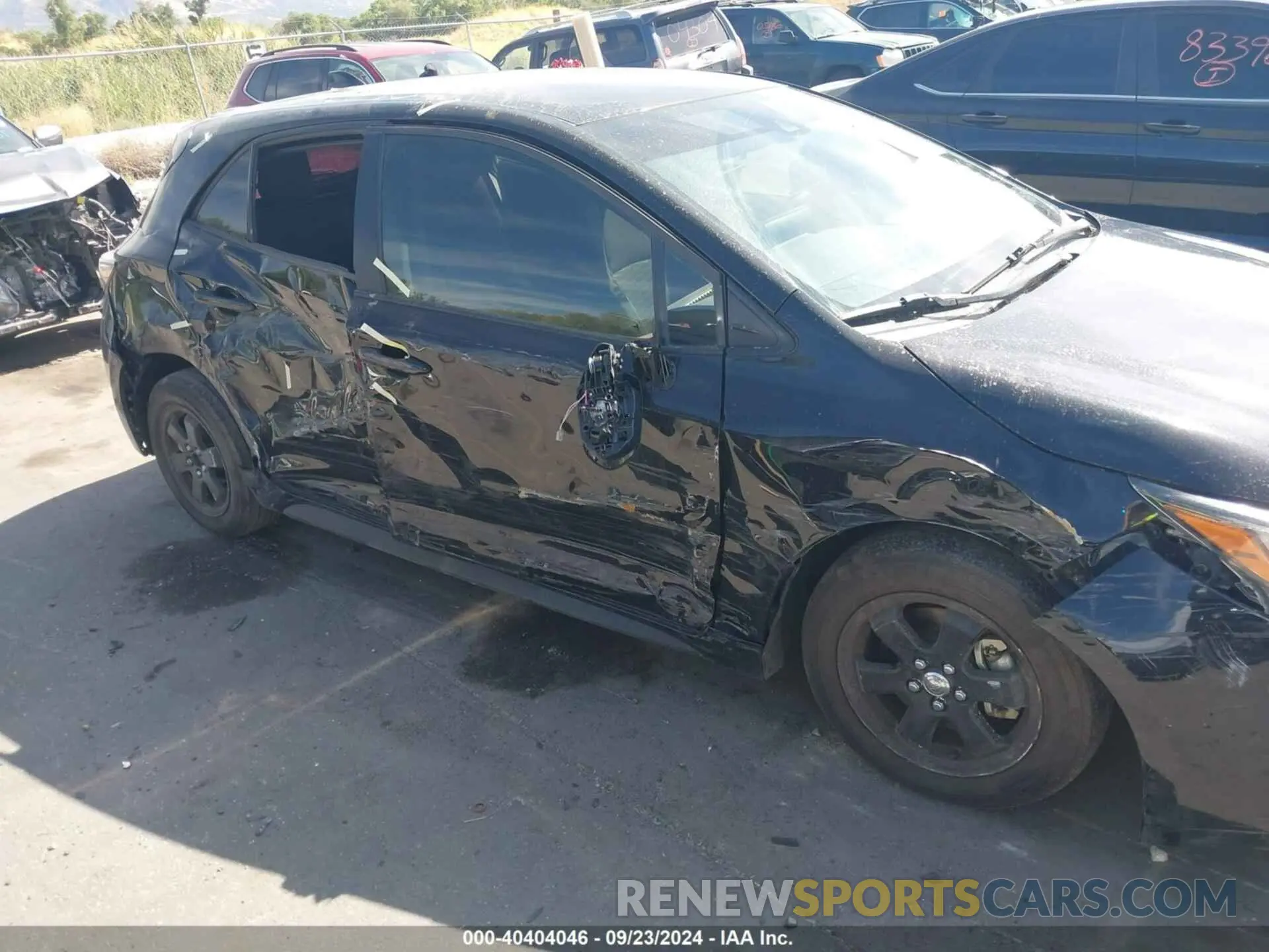 17 Photograph of a damaged car JTND4RBE7L3101926 TOYOTA COROLLA 2020