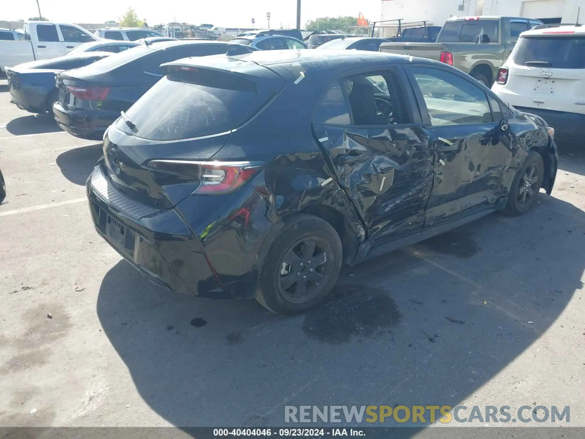 4 Photograph of a damaged car JTND4RBE7L3101926 TOYOTA COROLLA 2020