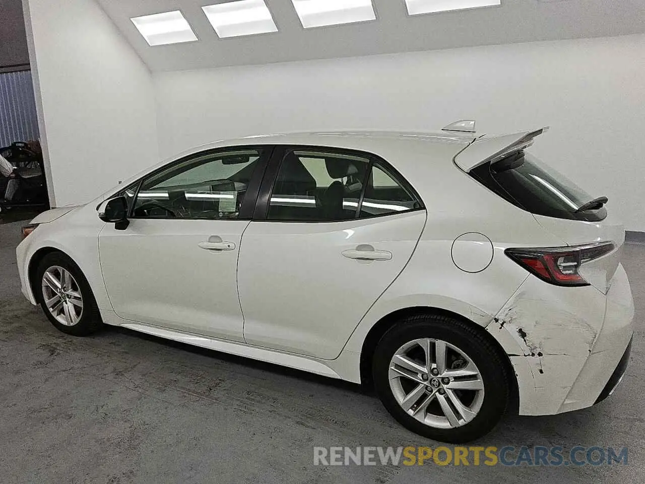 2 Photograph of a damaged car JTND4RBEXL3090520 TOYOTA COROLLA 2020