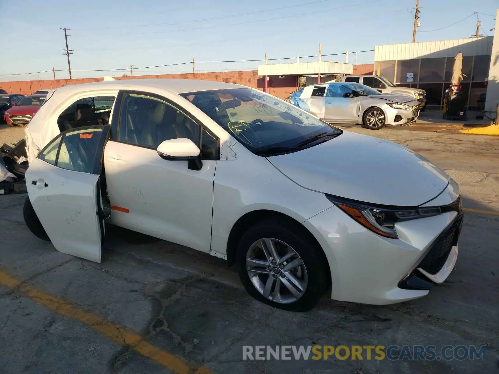 1 Photograph of a damaged car JTND4RBEXL3091411 TOYOTA COROLLA 2020