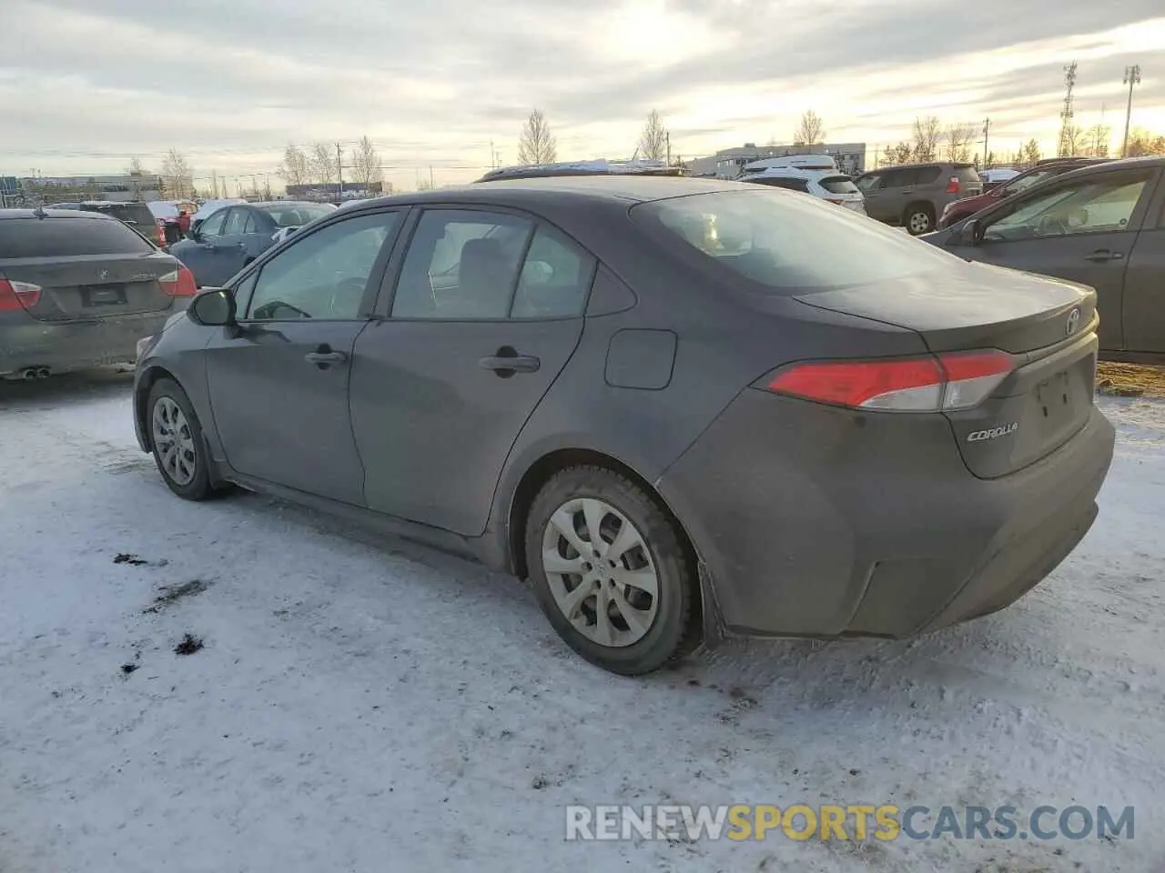 2 Фотография поврежденного автомобиля 5YFBPMBE1MP215953 TOYOTA COROLLA 2021