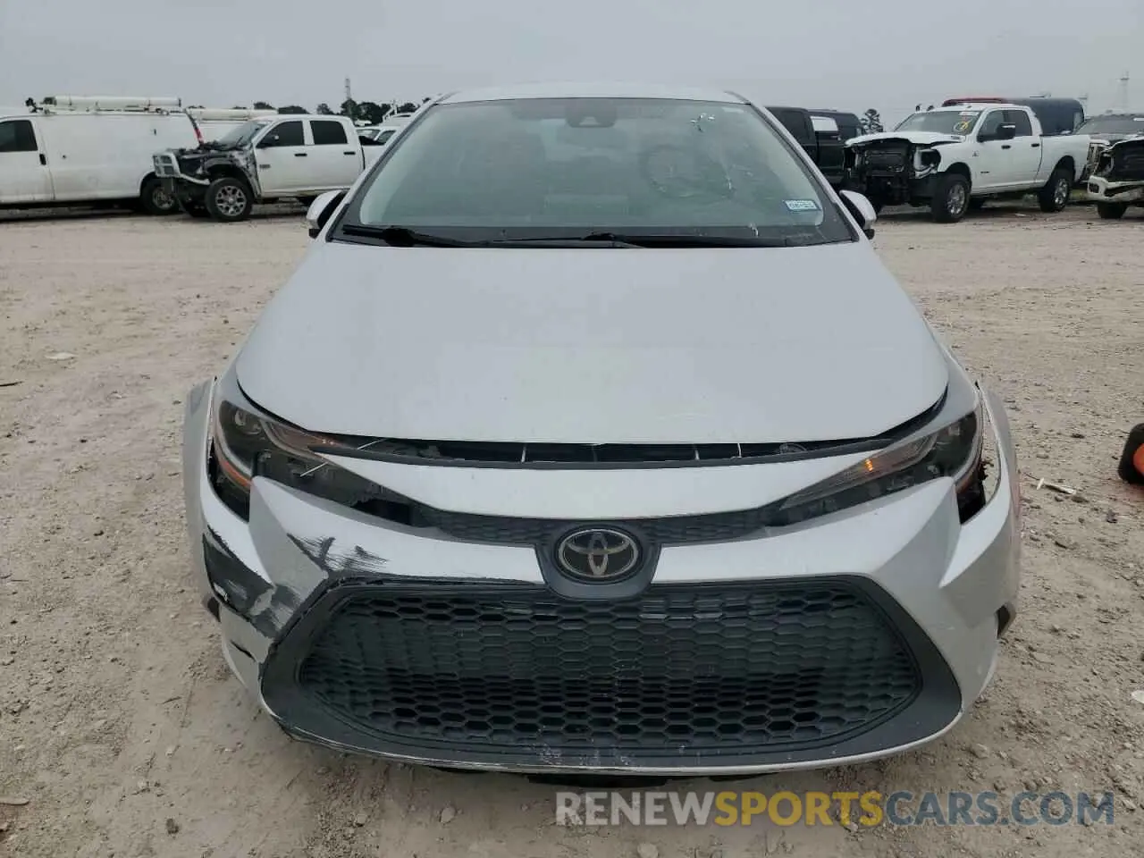 5 Photograph of a damaged car 5YFEPMAE0MP162841 TOYOTA COROLLA 2021