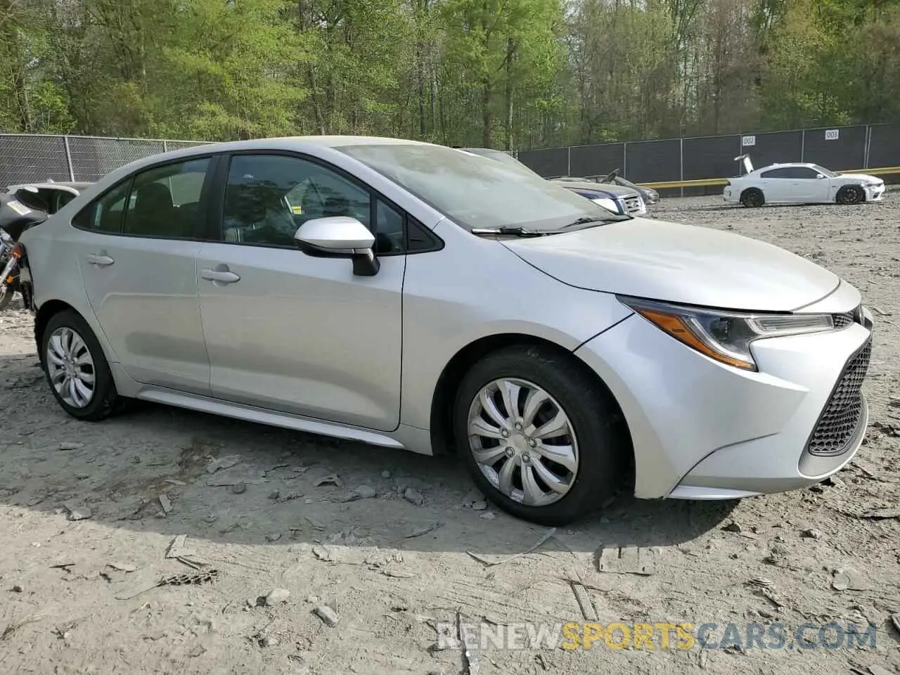 4 Photograph of a damaged car 5YFEPMAE0MP185438 TOYOTA COROLLA 2021