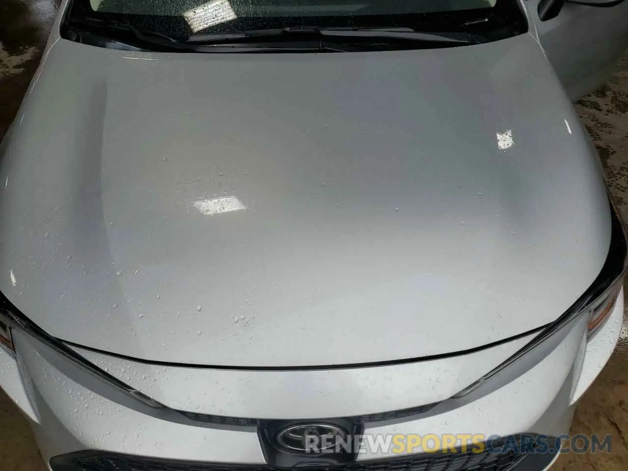 11 Photograph of a damaged car 5YFEPMAE0MP191028 TOYOTA COROLLA 2021
