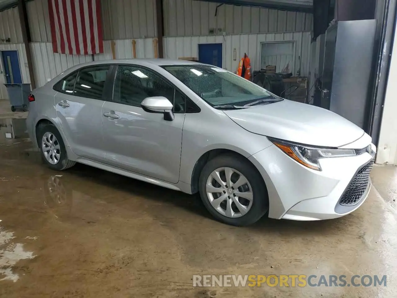 4 Photograph of a damaged car 5YFEPMAE0MP191028 TOYOTA COROLLA 2021