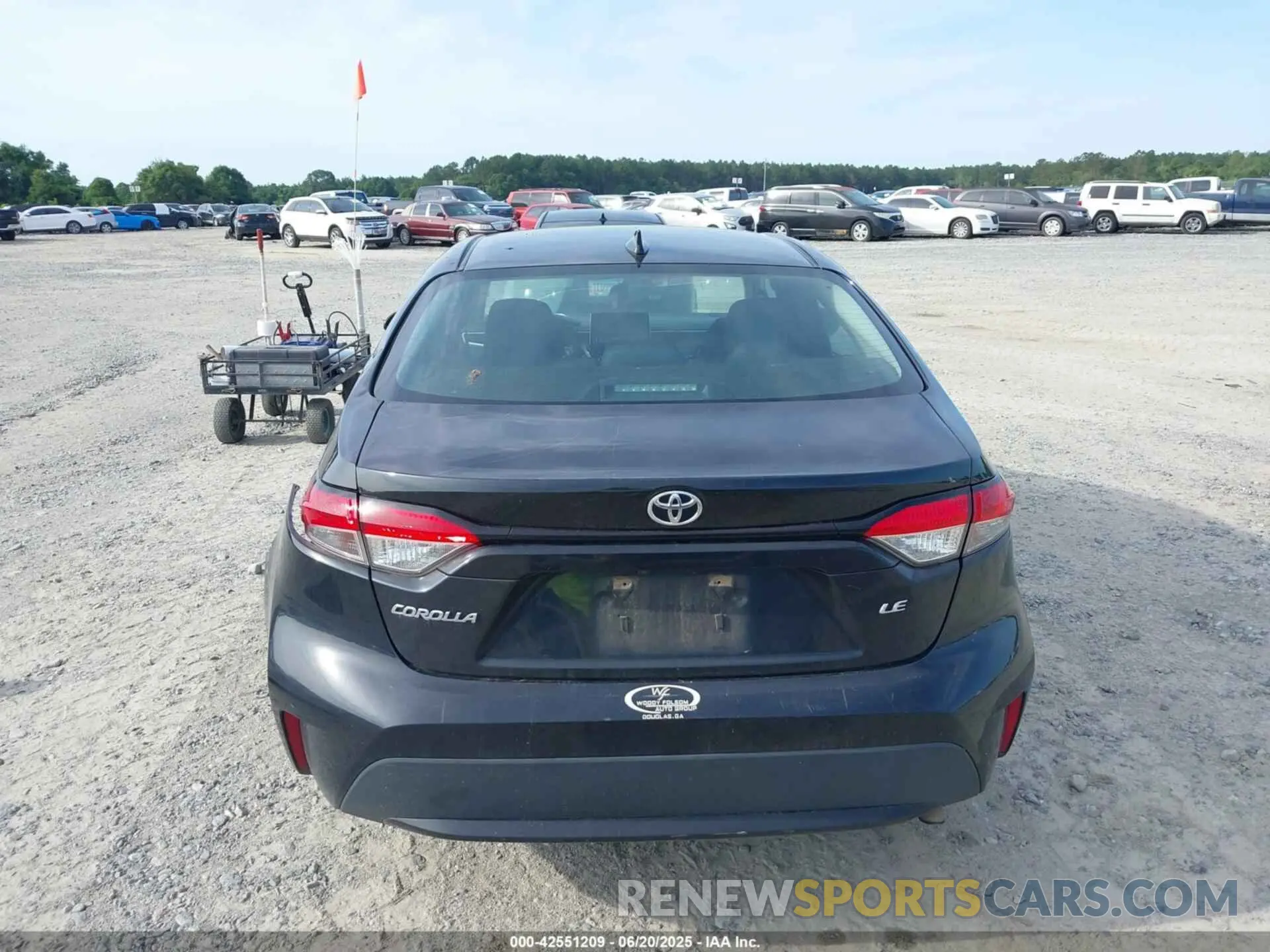 17 Photograph of a damaged car 5YFEPMAE0MP192017 TOYOTA COROLLA 2021