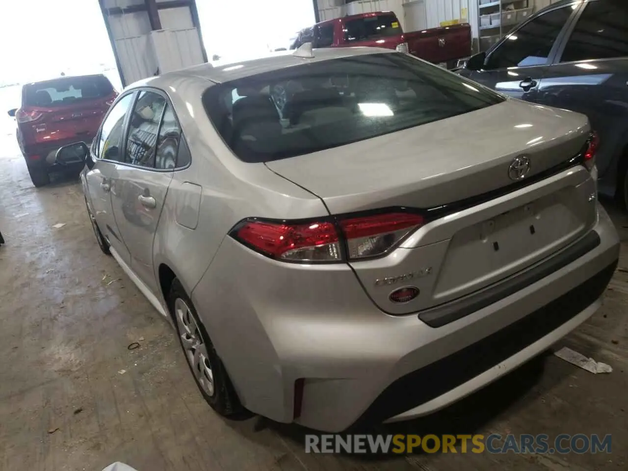 3 Photograph of a damaged car 5YFEPMAE0MP206322 TOYOTA COROLLA 2021