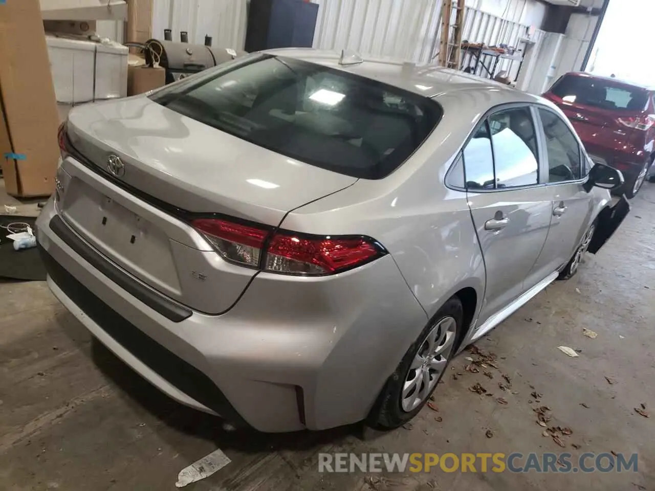 4 Photograph of a damaged car 5YFEPMAE0MP206322 TOYOTA COROLLA 2021