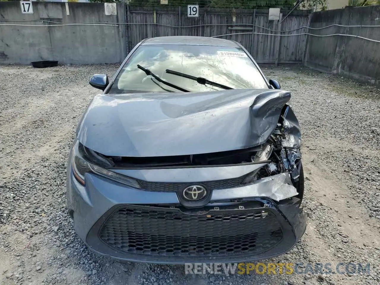 5 Photograph of a damaged car 5YFEPMAE0MP206823 TOYOTA COROLLA 2021
