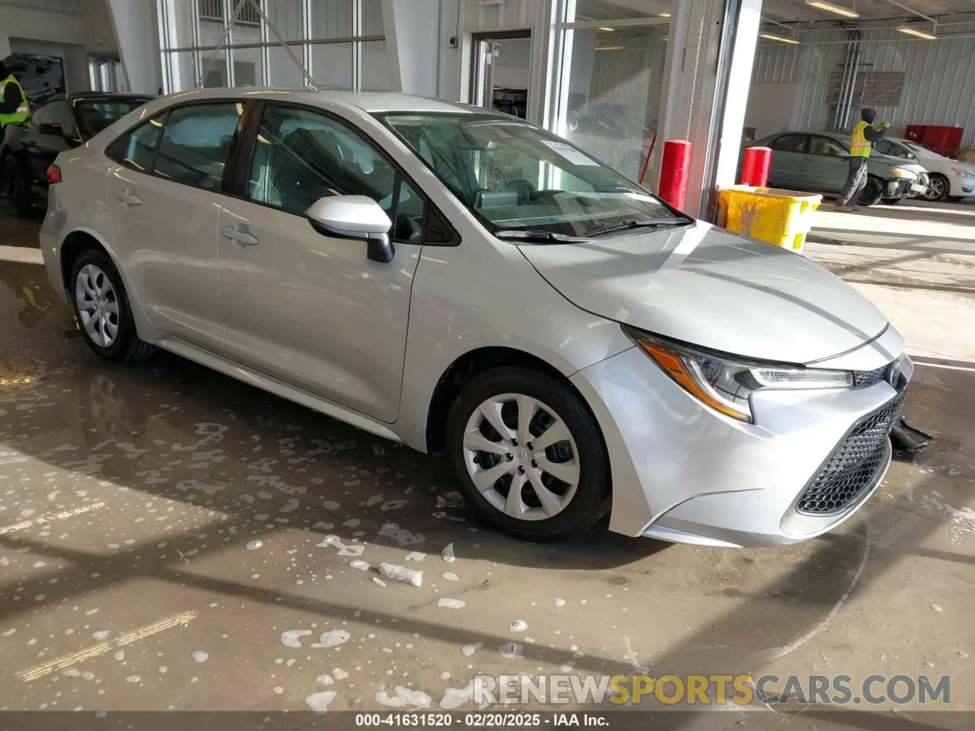 1 Photograph of a damaged car 5YFEPMAE0MP214064 TOYOTA COROLLA 2021