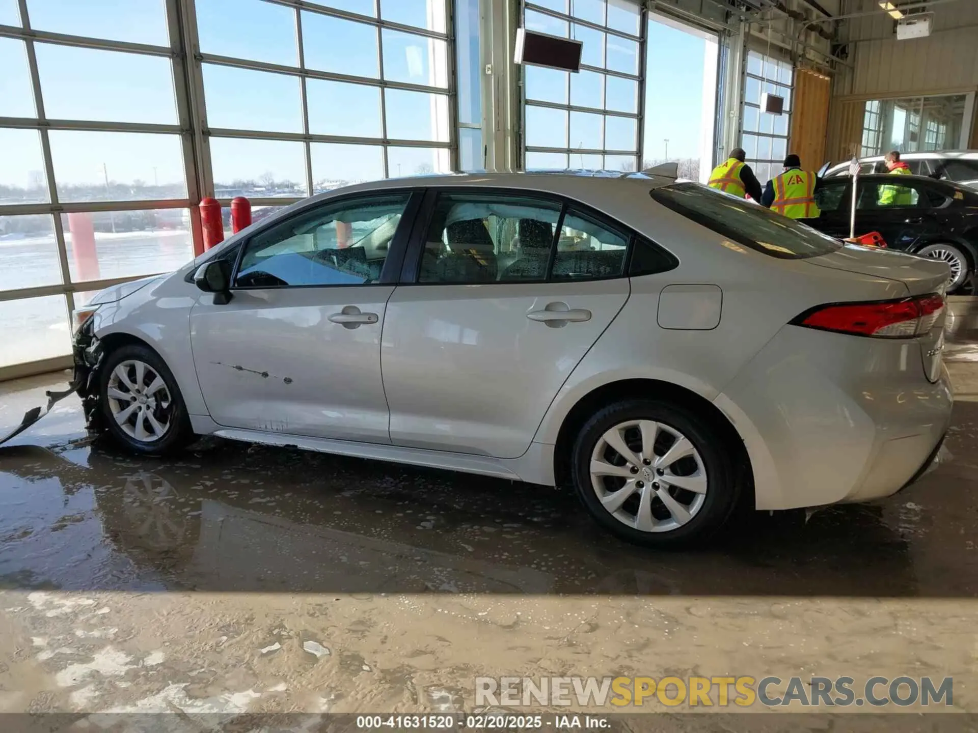 14 Photograph of a damaged car 5YFEPMAE0MP214064 TOYOTA COROLLA 2021