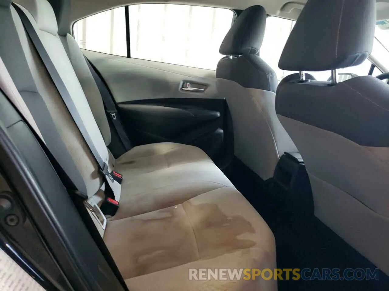 10 Photograph of a damaged car 5YFEPMAE0MP214565 TOYOTA COROLLA 2021