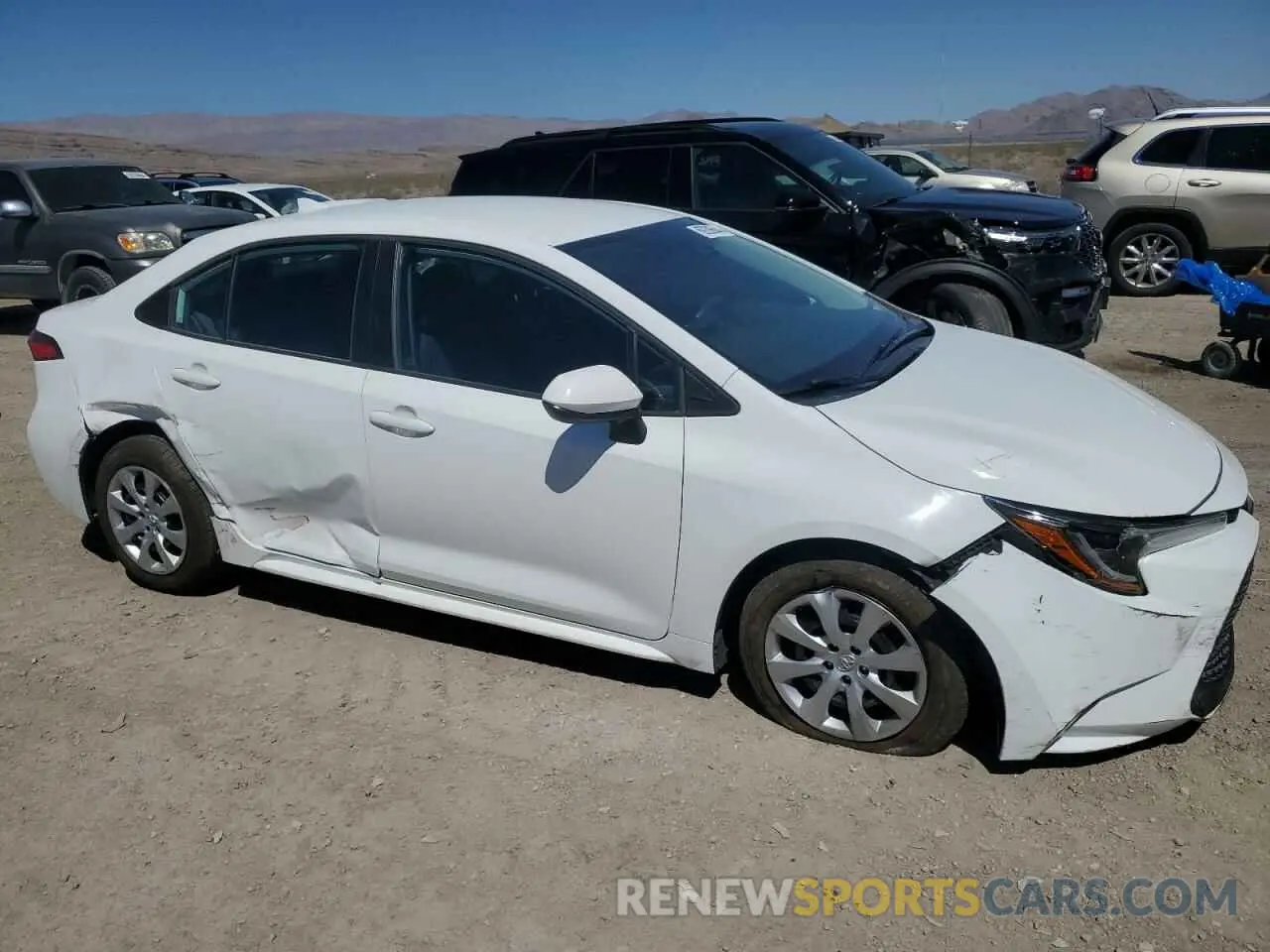 4 Photograph of a damaged car 5YFEPMAE0MP220303 TOYOTA COROLLA 2021