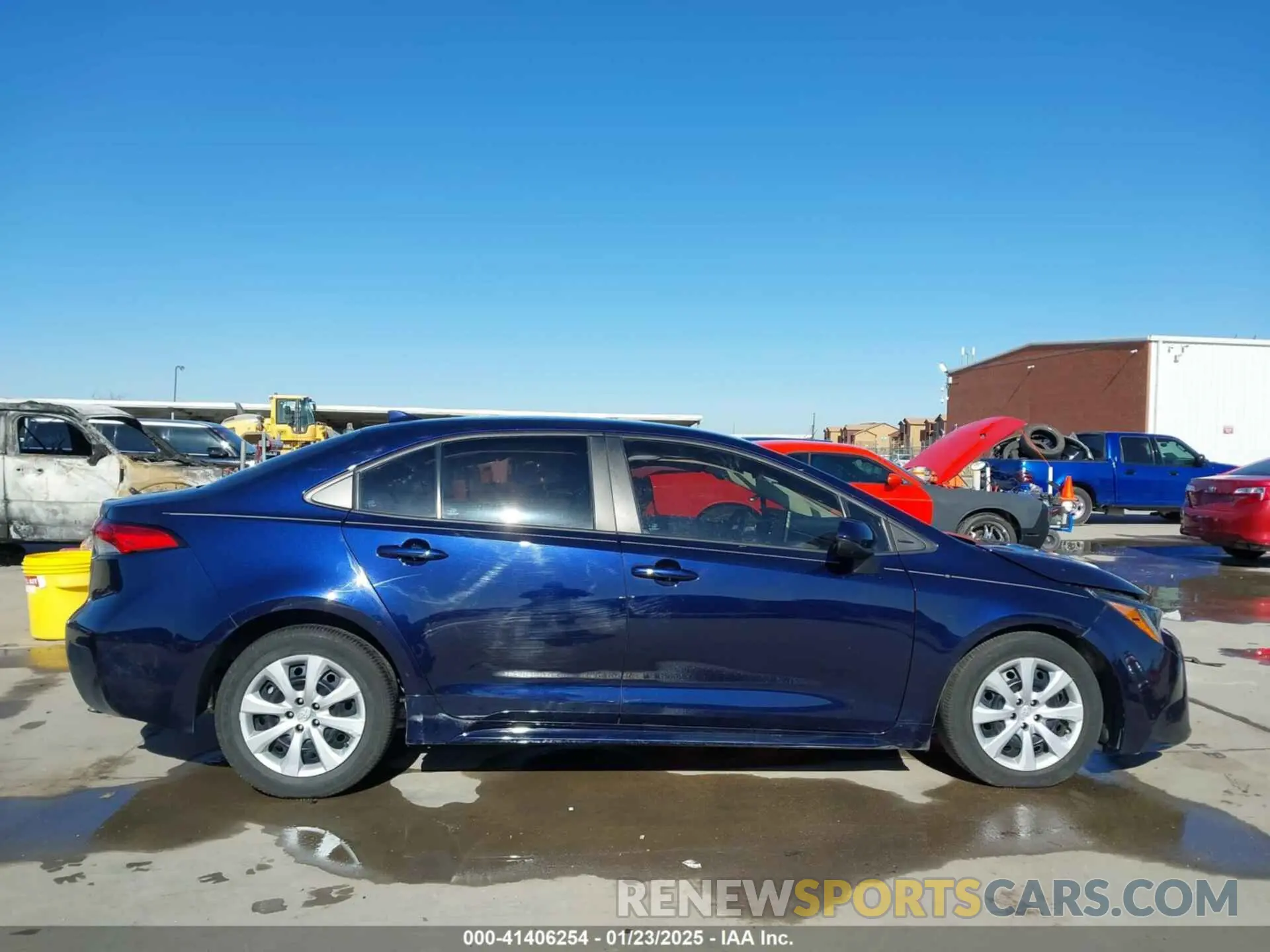13 Photograph of a damaged car 5YFEPMAE0MP236064 TOYOTA COROLLA 2021