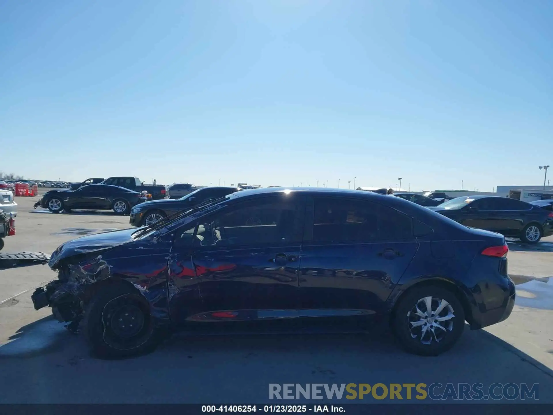 14 Photograph of a damaged car 5YFEPMAE0MP236064 TOYOTA COROLLA 2021