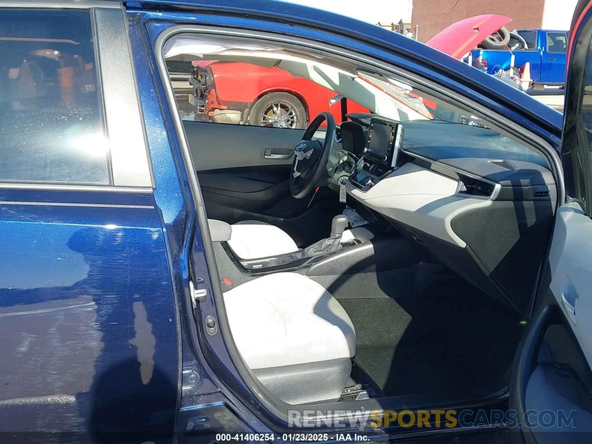 5 Photograph of a damaged car 5YFEPMAE0MP236064 TOYOTA COROLLA 2021