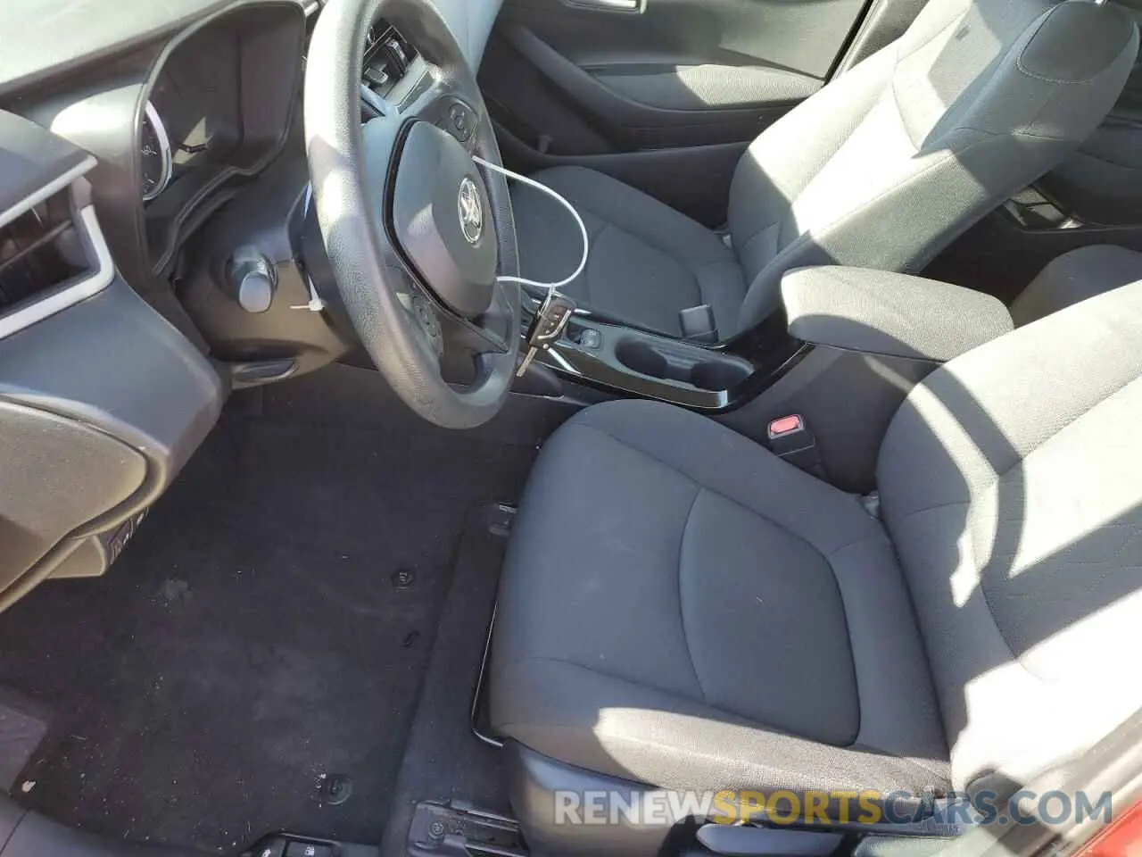 7 Photograph of a damaged car 5YFEPMAE0MP242334 TOYOTA COROLLA 2021