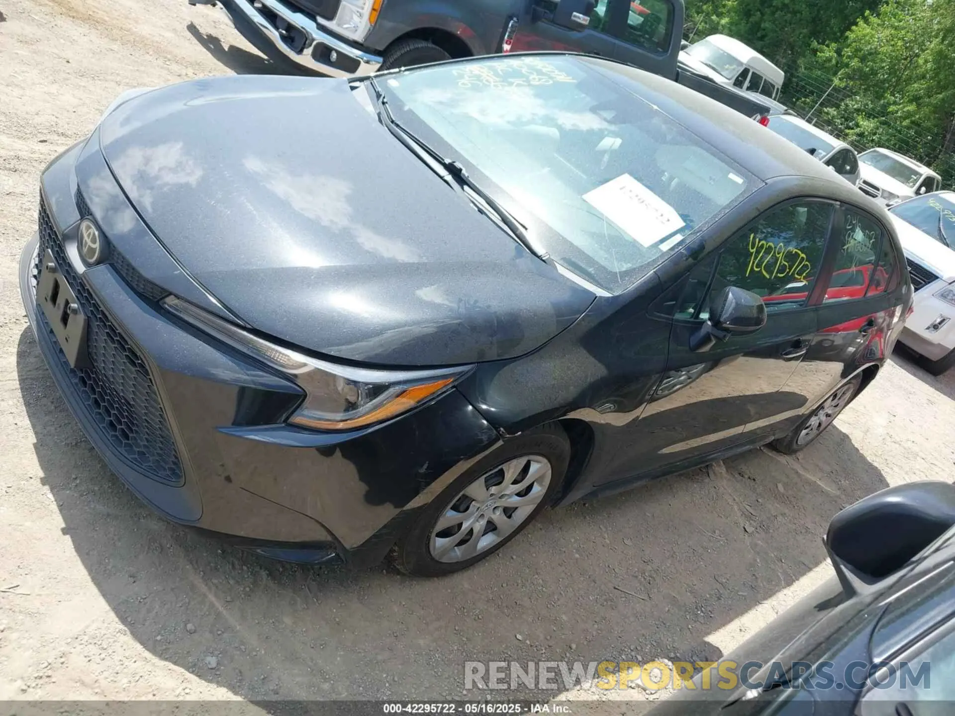 2 Photograph of a damaged car 5YFEPMAE0MP246657 TOYOTA COROLLA 2021