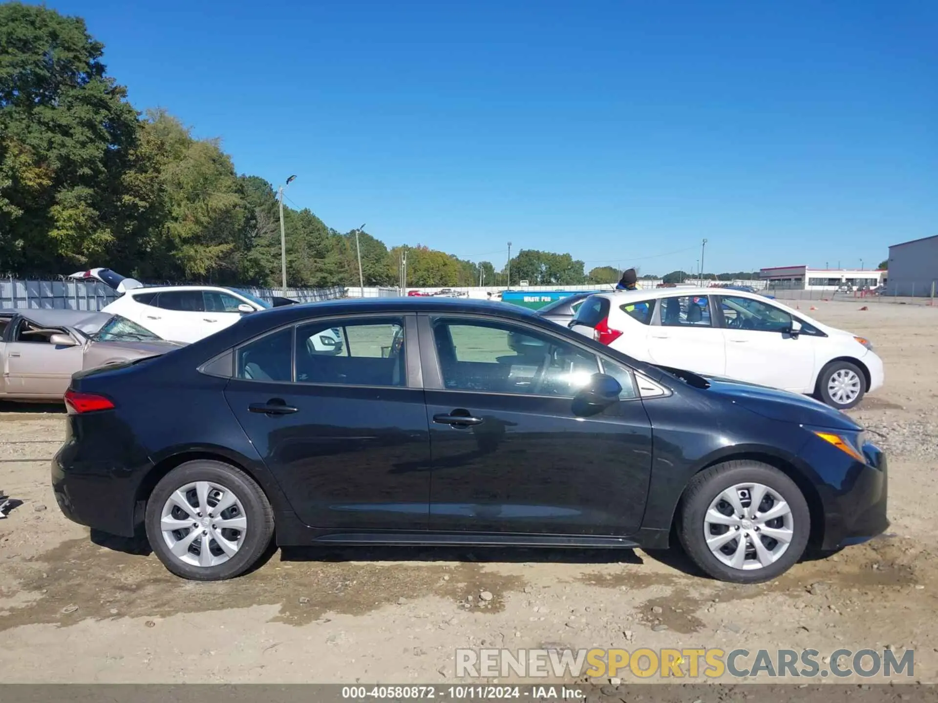 14 Photograph of a damaged car 5YFEPMAE0MP261756 TOYOTA COROLLA 2021