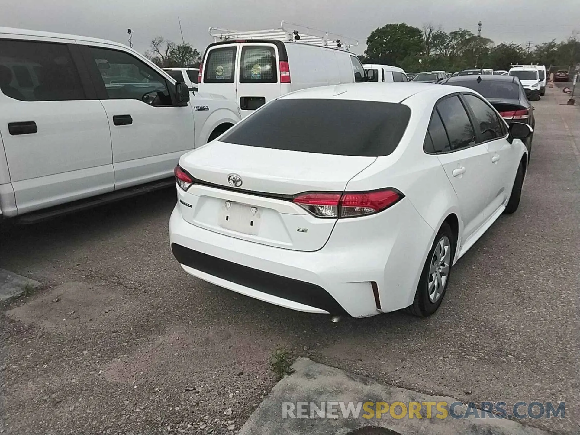 1 Фотография поврежденного автомобиля 5YFEPMAE0MP262390 TOYOTA COROLLA 2021