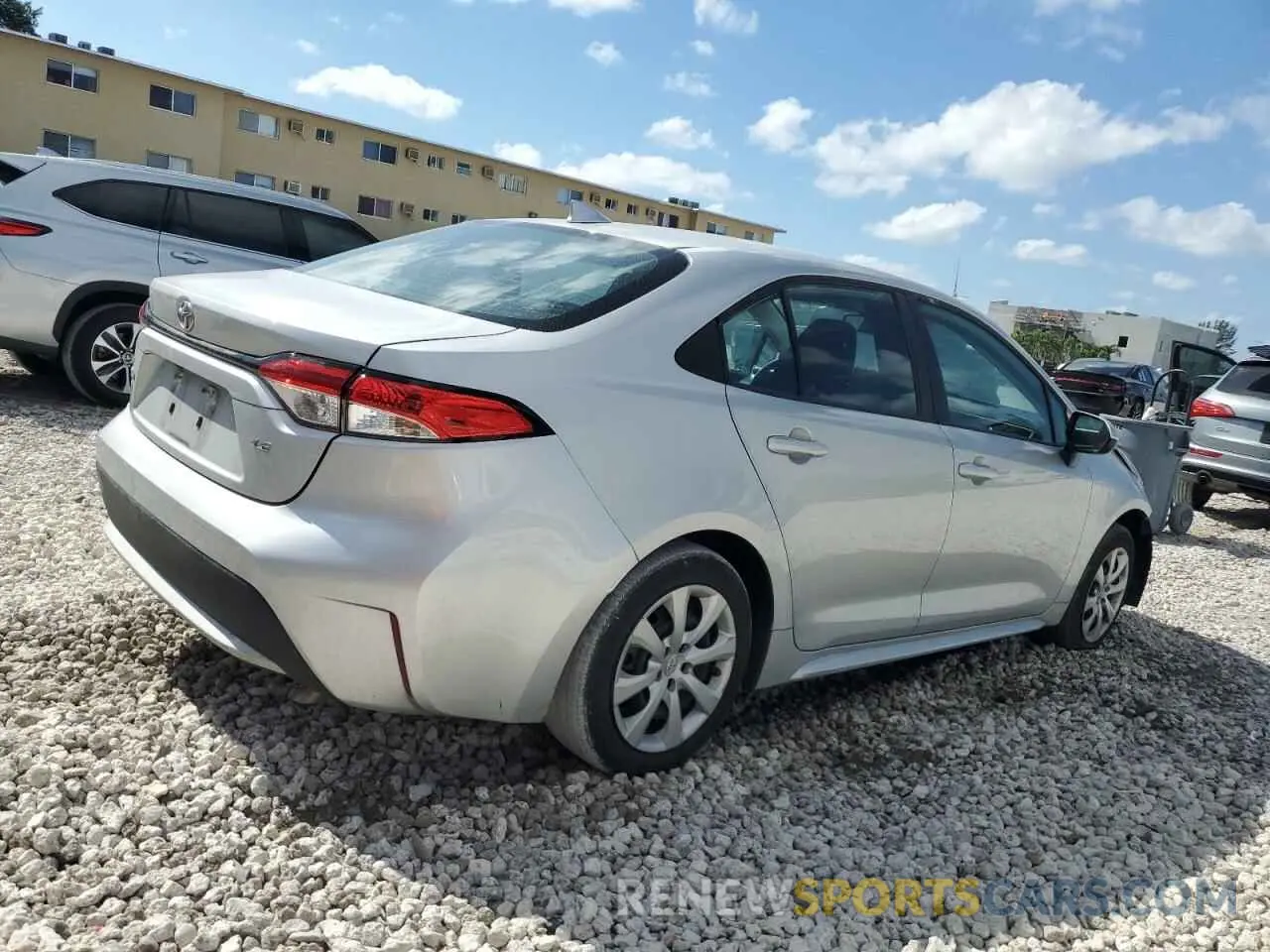 3 Фотография поврежденного автомобиля 5YFEPMAE0MP268853 TOYOTA COROLLA 2021