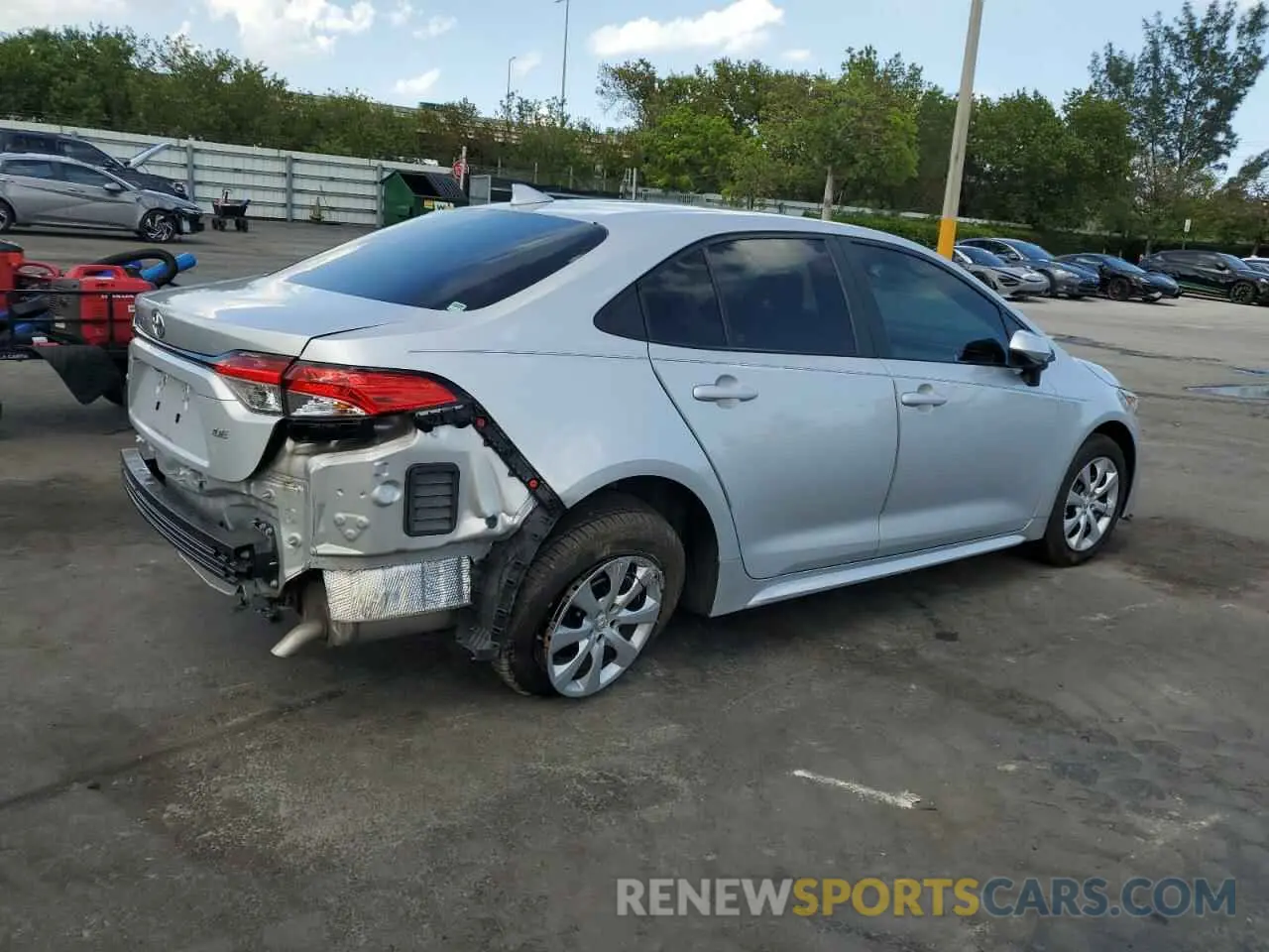 3 Photograph of a damaged car 5YFEPMAE1MP147622 TOYOTA COROLLA 2021