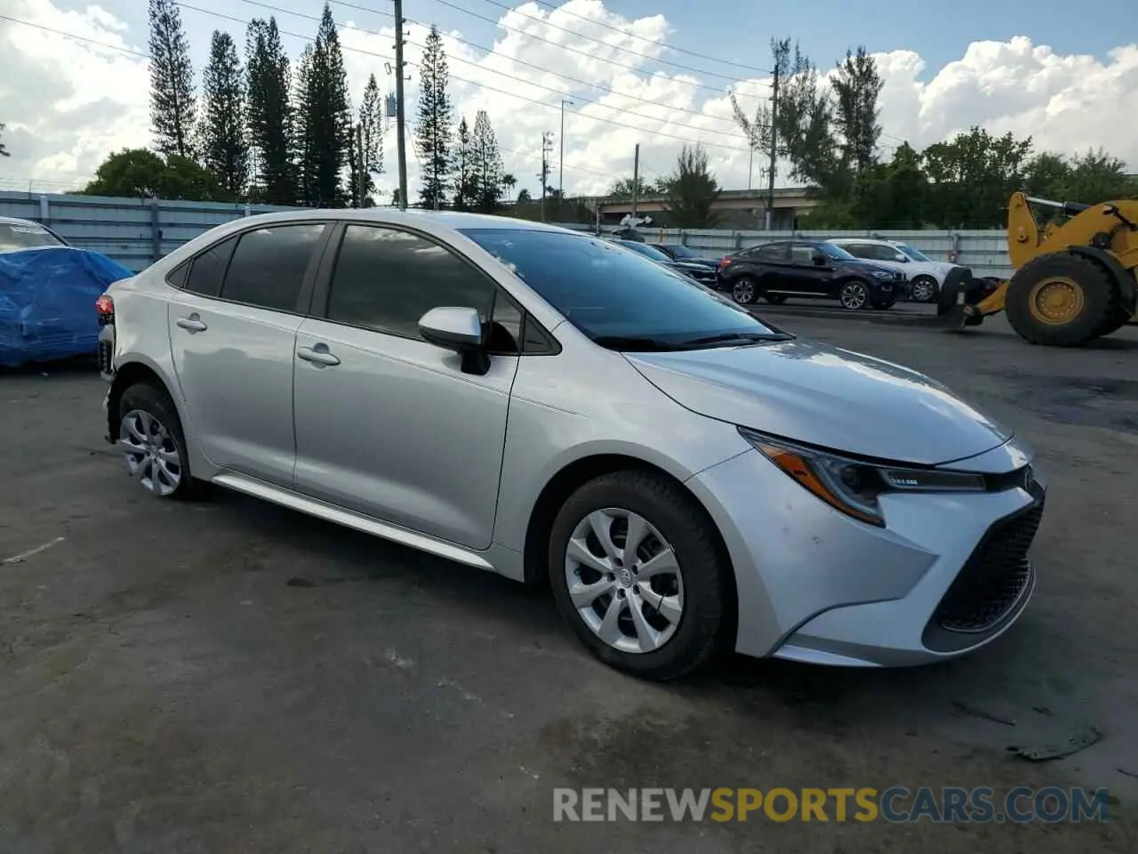 4 Photograph of a damaged car 5YFEPMAE1MP147622 TOYOTA COROLLA 2021