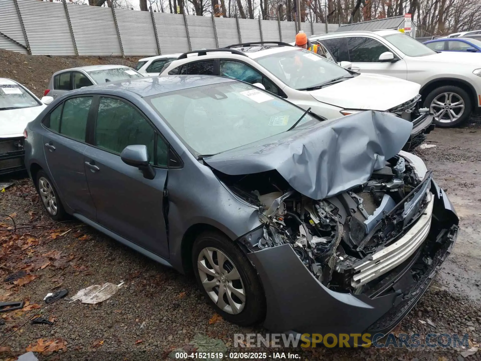 1 Фотография поврежденного автомобиля 5YFEPMAE1MP161004 TOYOTA COROLLA 2021