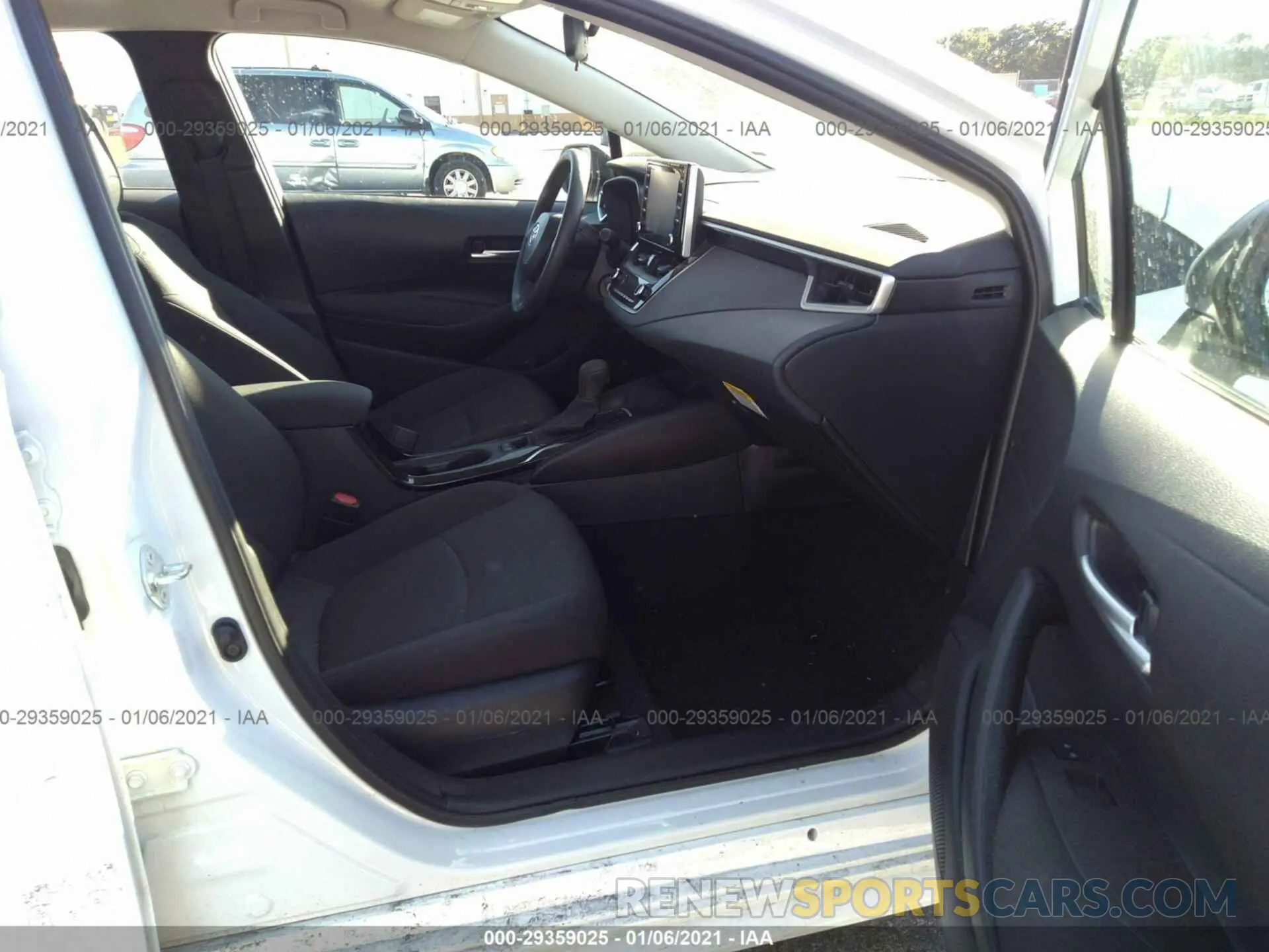 5 Photograph of a damaged car 5YFEPMAE1MP164842 TOYOTA COROLLA 2021