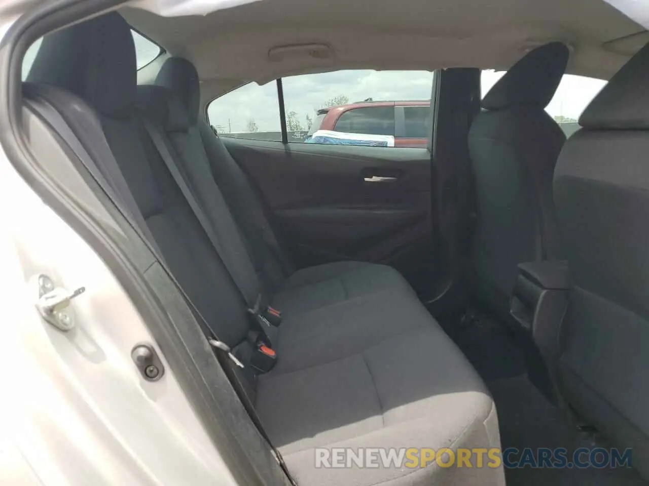 10 Photograph of a damaged car 5YFEPMAE1MP167742 TOYOTA COROLLA 2021
