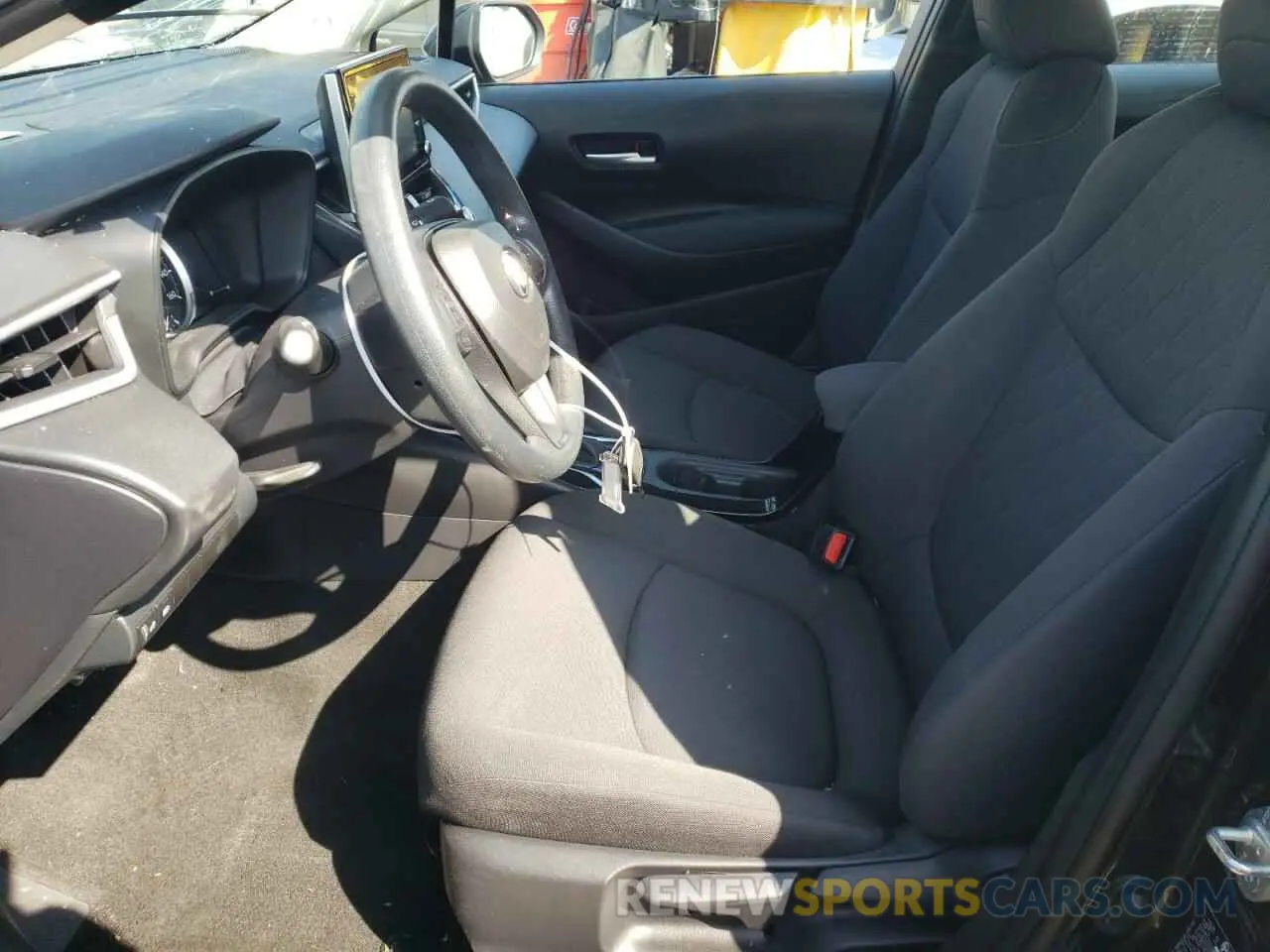 7 Photograph of a damaged car 5YFEPMAE1MP169992 TOYOTA COROLLA 2021