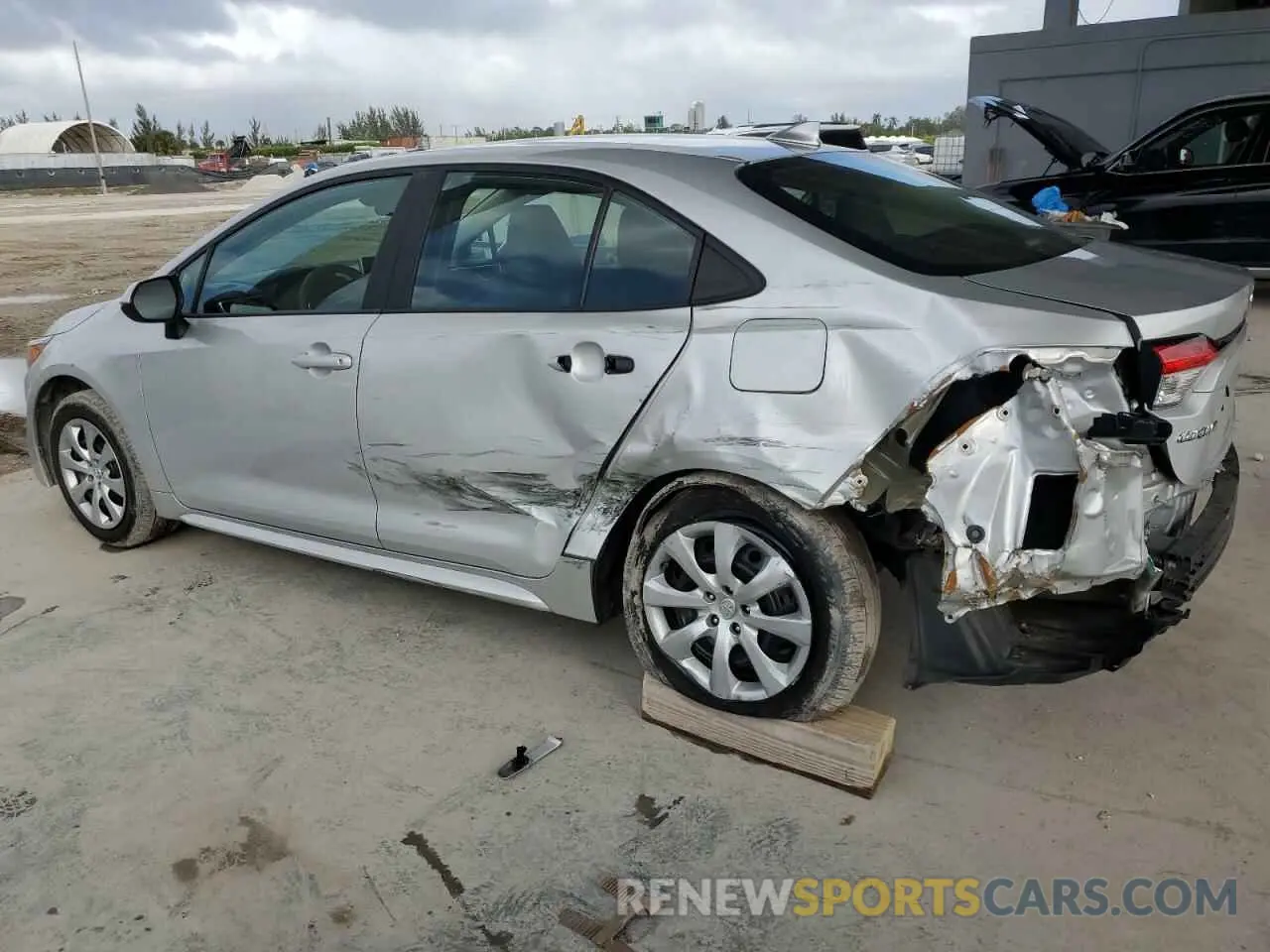 2 Фотография поврежденного автомобиля 5YFEPMAE1MP190454 TOYOTA COROLLA 2021