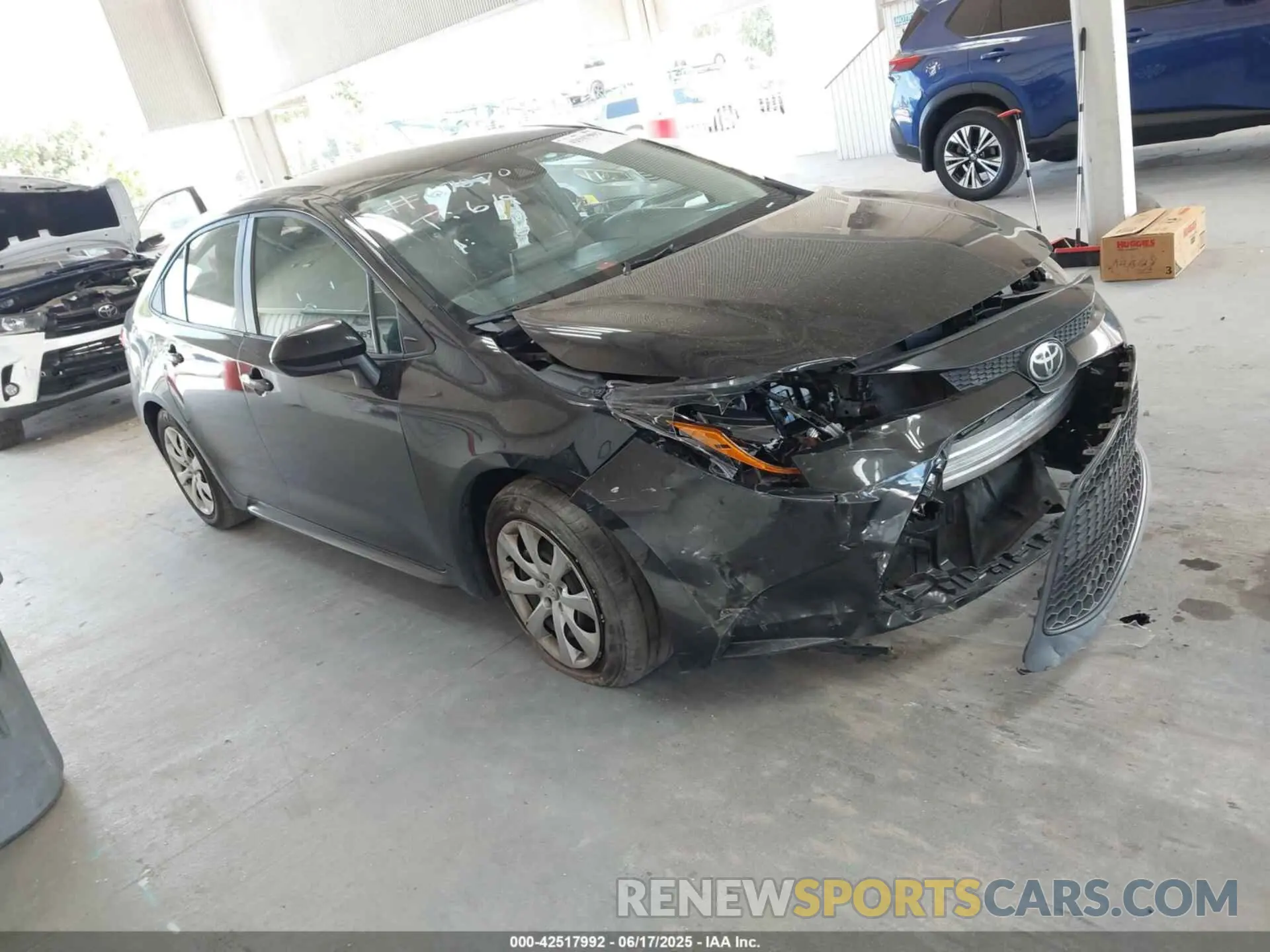 1 Photograph of a damaged car 5YFEPMAE1MP191250 TOYOTA COROLLA 2021