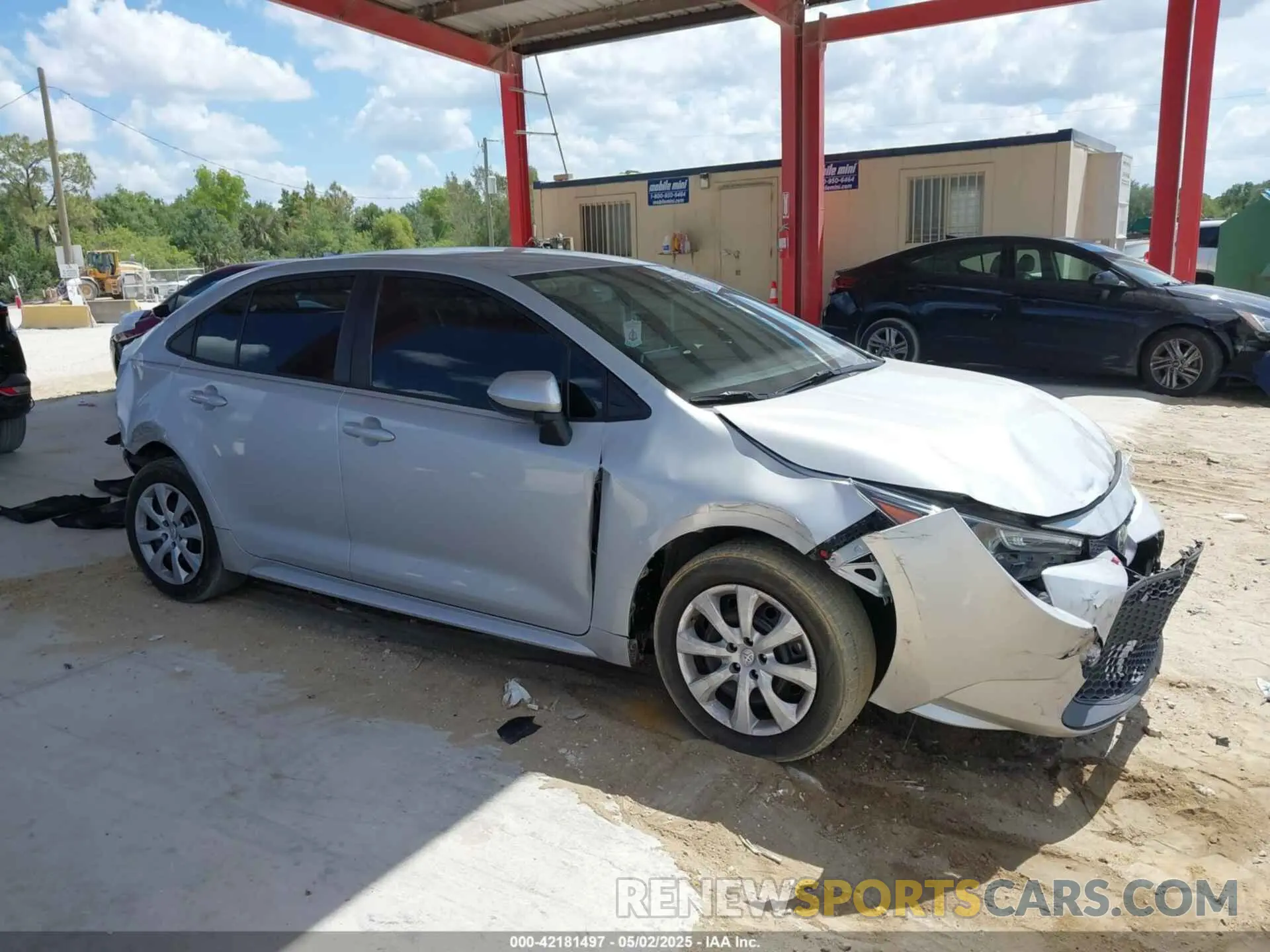 13 Photograph of a damaged car 5YFEPMAE1MP225557 TOYOTA COROLLA 2021