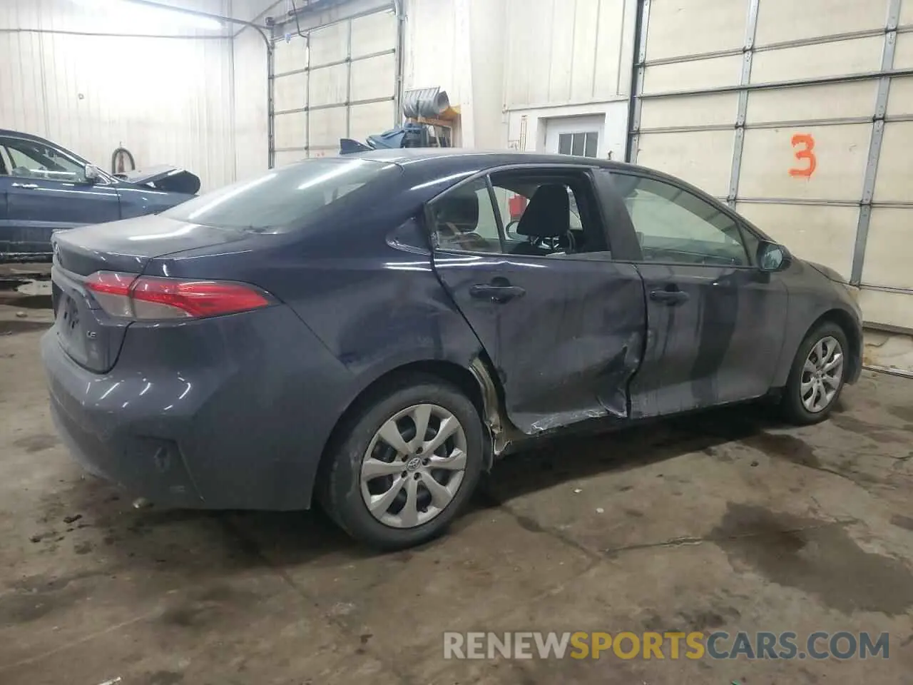 3 Фотография поврежденного автомобиля 5YFEPMAE1MP232671 TOYOTA COROLLA 2021