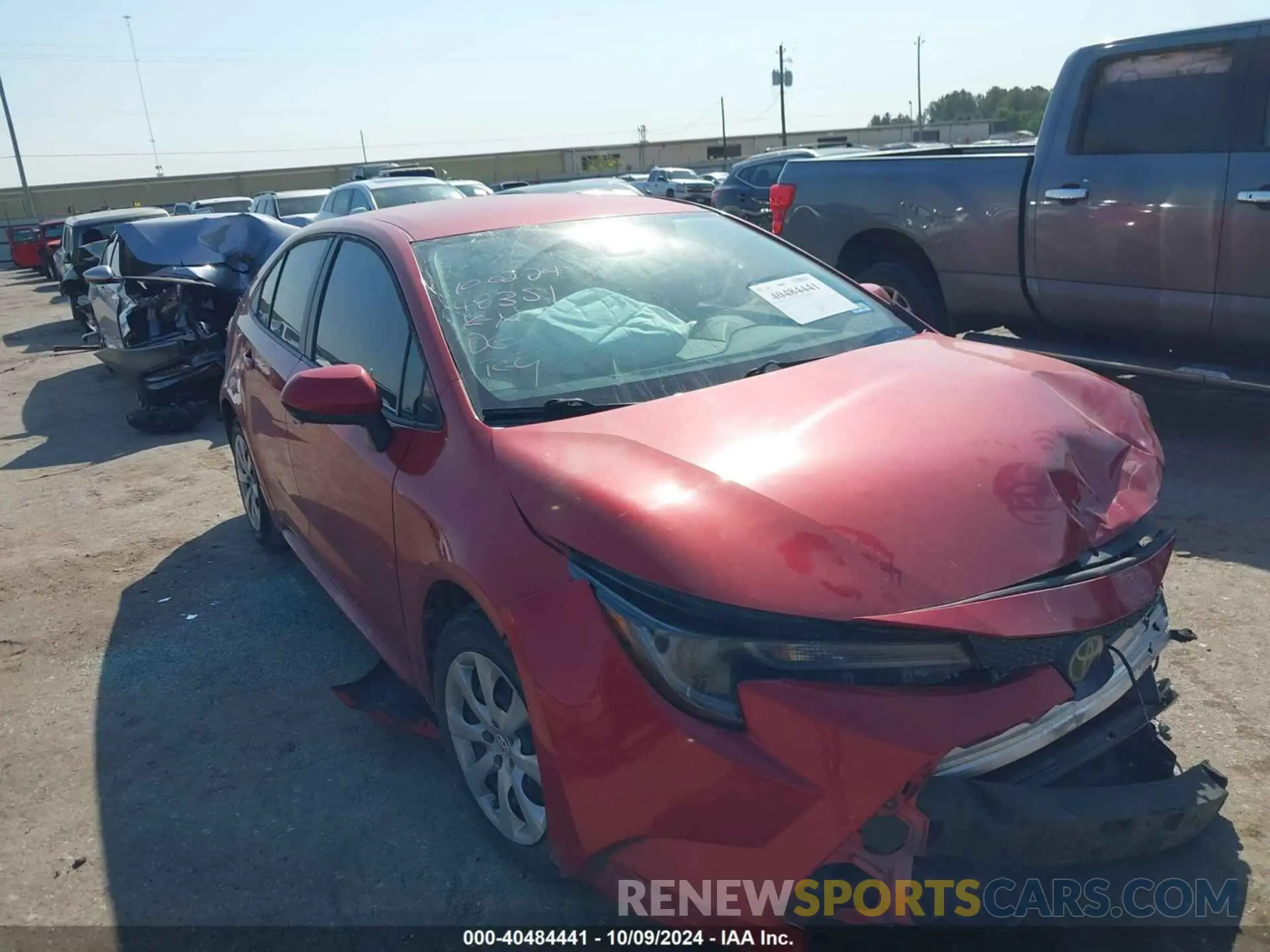 1 Photograph of a damaged car 5YFEPMAE1MP233383 TOYOTA COROLLA 2021
