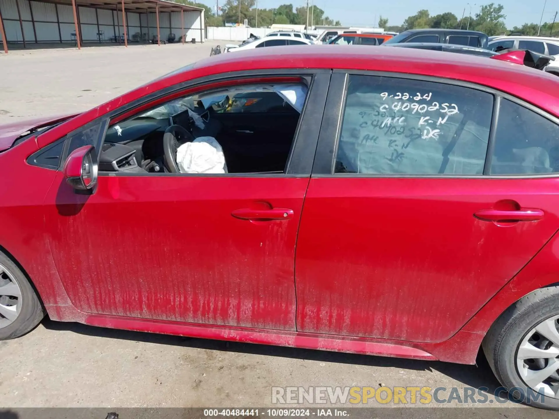 15 Photograph of a damaged car 5YFEPMAE1MP233383 TOYOTA COROLLA 2021